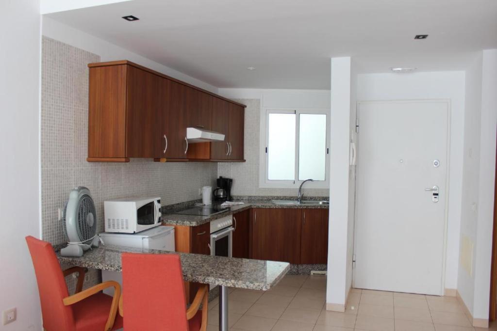 Arena Suites Puerto de Santiago  Buitenkant foto